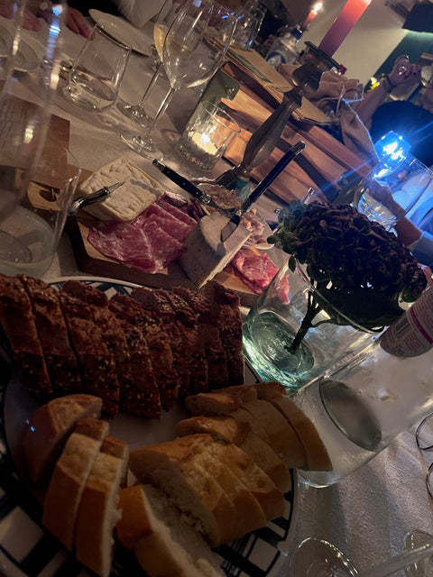 Kerstwijnproeverij in de wijnkelder van In Den Hendrick, Den Haag